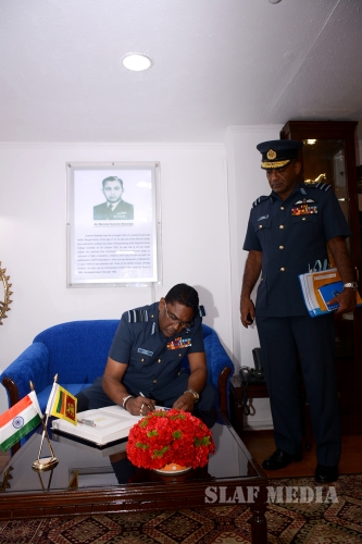 The Commander Visits India