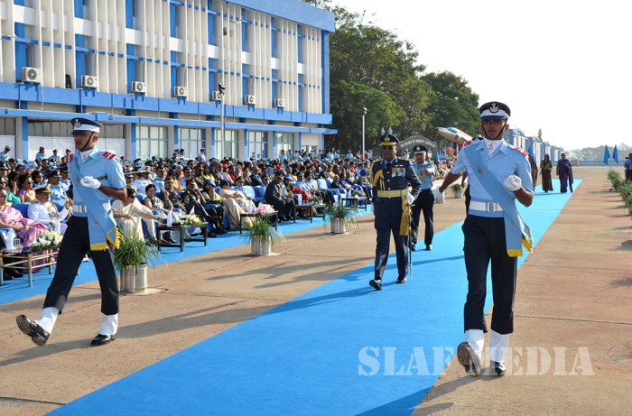 The Commander Visits India