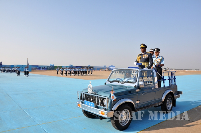 The Commander Visits India