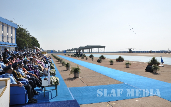 The Commander Visits India