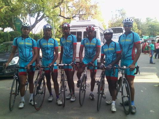 SLAF wins Indian Air Force Criterium Cycle Race 2014 in Delhi