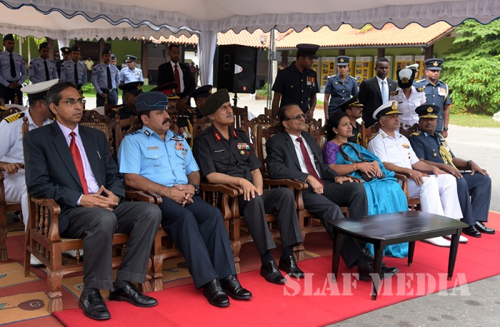 Floral Tribute to the IPKF Memorial Battaramulla