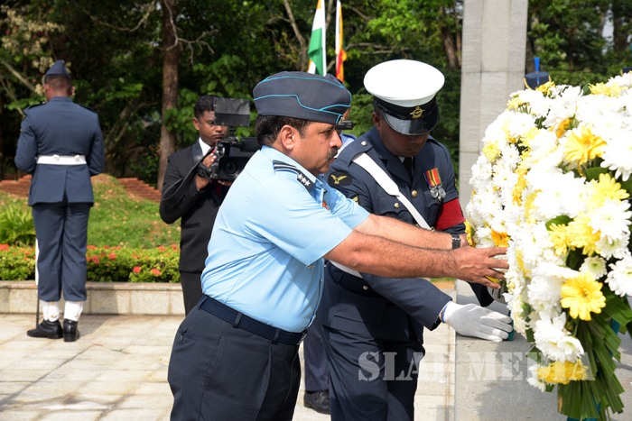 Floral Tribute to the IPKF Memorial Battaramulla