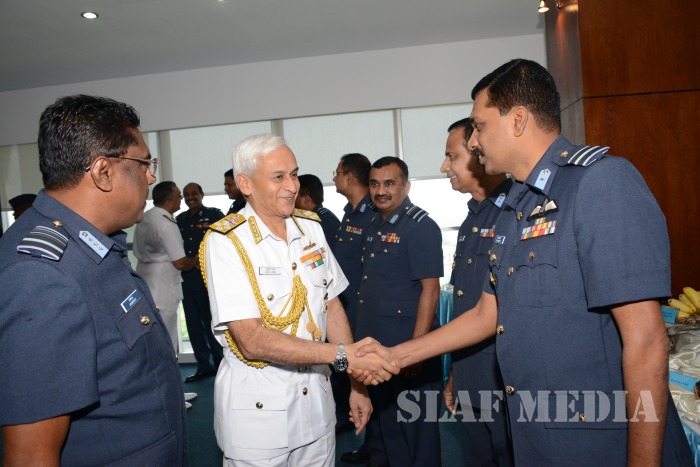 Chief of Naval Staff of the Indian Navy Calls on the Commander of the Air Force