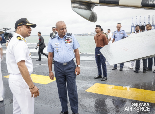 COMMANDER OF THE AIR FORCE VISITS INDIAN AIRCRAFT CARRIER INS
VIKRANT