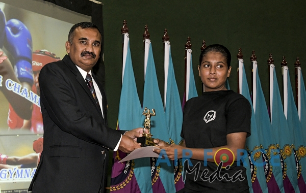 Colombo and Ekala, Men’s and Women’s Inter Unit Boxing Champions 2019