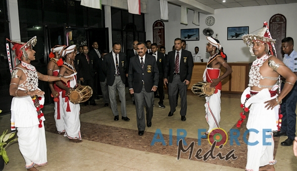 Colombo and Ekala, Men’s and Women’s Inter Unit Boxing Champions 2019