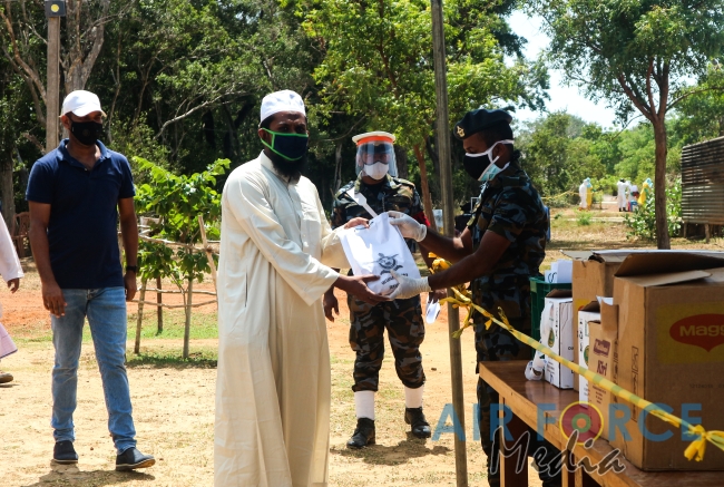 67 Civilians Leave SLAF Quarantine Centre Iranamadu