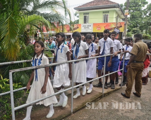 SLAF Sponsors
an Educational Tour for Jaffna School Children