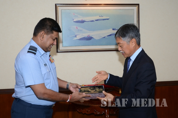 Japanese Ambassador Calls on the Commander of the Air Force