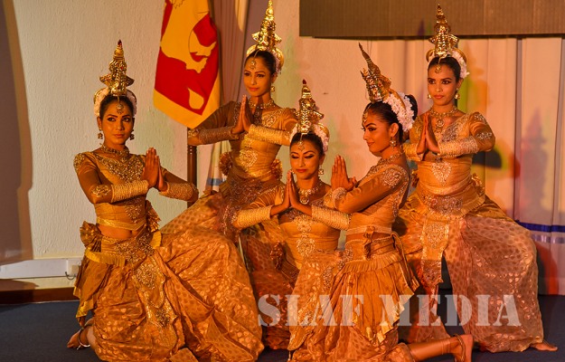 Japan Sri Lanka Friendship Association Donates an Ambulance and Fire Vehicle to The SLAF