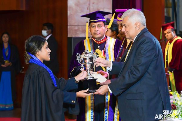 33RD GENERAL CONVOCATION OF SIR JOHN KOTELAWALA DEFENCE UNIVERSITY CONCLUDES AT BMICH