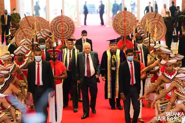 33RD GENERAL CONVOCATION OF SIR JOHN KOTELAWALA DEFENCE UNIVERSITY CONCLUDES AT BMICH