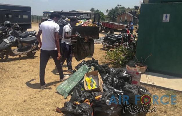 SLAF
Station Koggala organizes Maritime Environment Protection Programme and
Beach Carnival