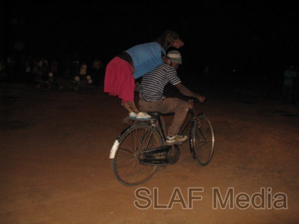 ‘Jaffna Visit’ By the Families of Officers and Airmen of SLAF Station Palaly 2011