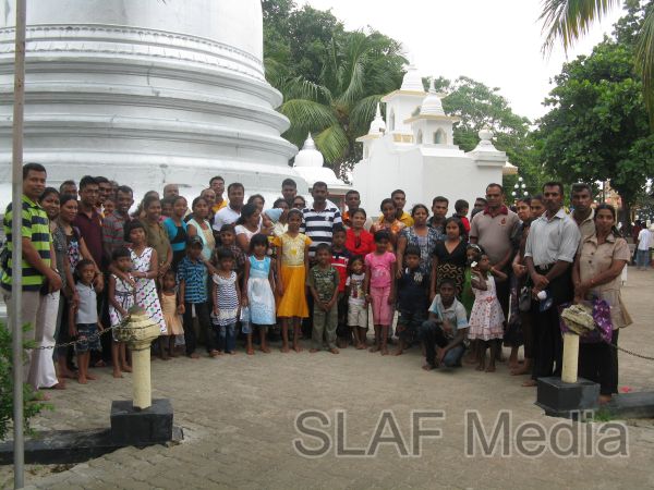 ‘Jaffna Visit’ By the Families of Officers and Airmen of SLAF Station Palaly 2011