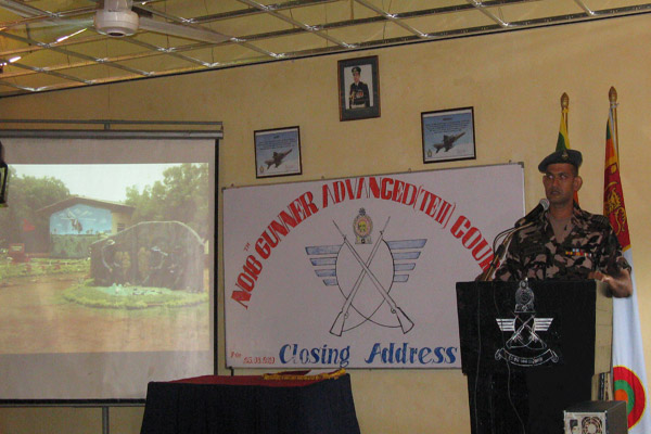 124 Gunners Complete Advanced Training at Palaly