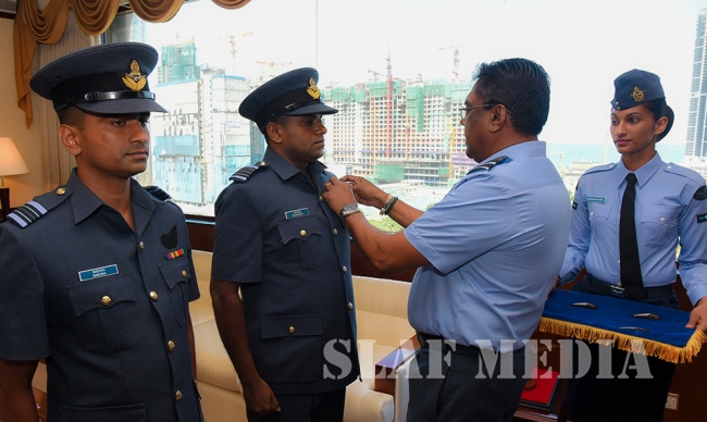 Awarding of Load Master Badges