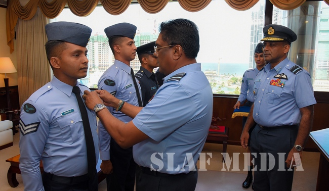 Awarding of Load Master Badges