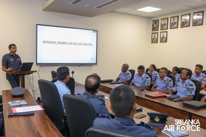 DIRECTORATE OF LOGISTICS CONDUCTS AN EXPERIENCE SHARING SESSION AND REFRESHER TRAINING PROGRAMME FOR SLAF LOAD MASTERS