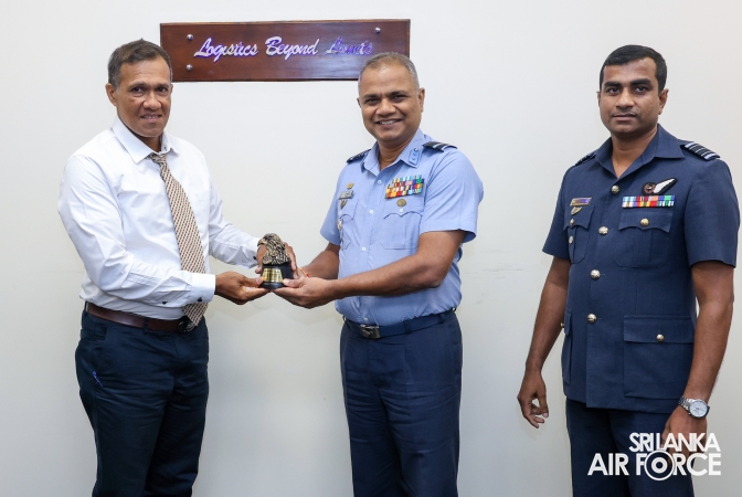 DIRECTORATE OF LOGISTICS CONDUCTS AN EXPERIENCE SHARING SESSION AND REFRESHER TRAINING PROGRAMME FOR SLAF LOAD MASTERS