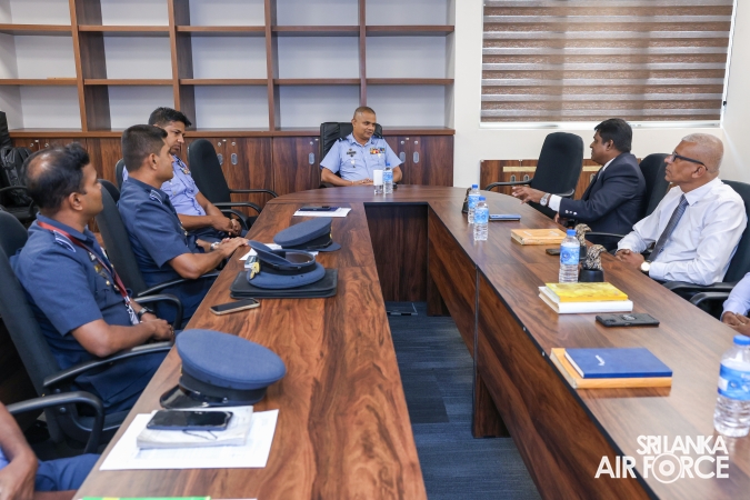 DIRECTORATE OF LOGISTICS CONDUCTS AN EXPERIENCE SHARING SESSION AND REFRESHER TRAINING PROGRAMME FOR SLAF LOAD MASTERS