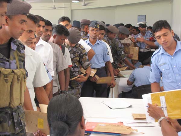 Members SLAF Eagerly Gather to Exercise Their Fundamental Rights