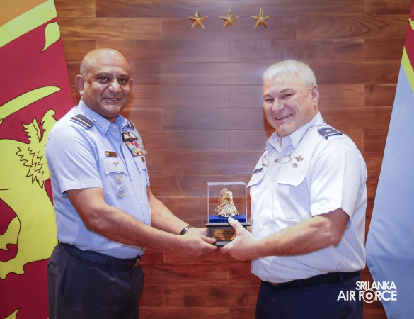 ADJUTANT
GENERAL OF THE STATE OF MONTANA NATIONAL GUARD CALLS ON THE COMMANDER OF
THE AIR FORCE