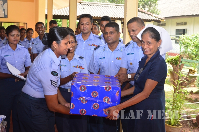 Visit to Ward No. 3 of Mulleriyawa Hospital