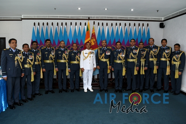 Outgoing Commander of the Navy calls on the Commander of the Air Force