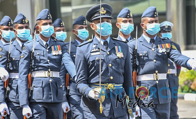 Outgoing Commander of the Navy calls on the Commander of the Air Force