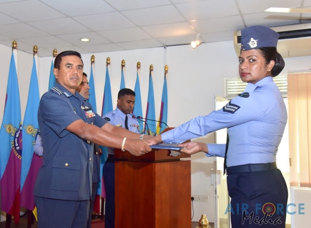 Certificate
Awarding Ceremony Non Commissioned Officers’ Management Courses