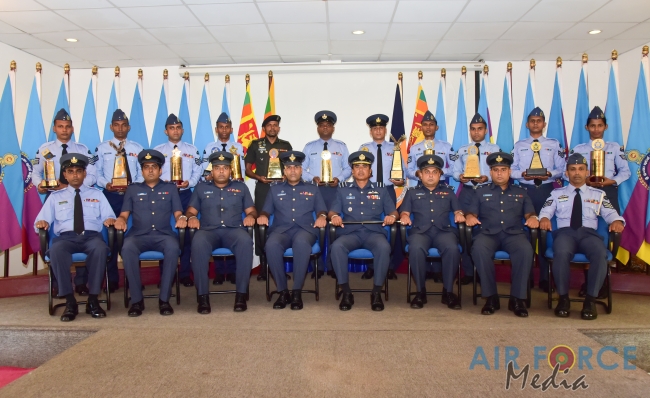 Certificate
Awarding Ceremony Non Commissioned Officers’ Management Courses