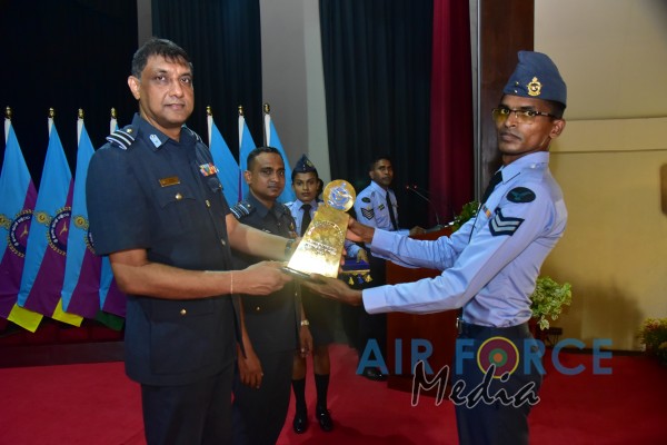 CERTIFICATE AWARDING CEREMONY OF NON-COMMISSIONED OFFICERS’ MANAGEMENT COURSES