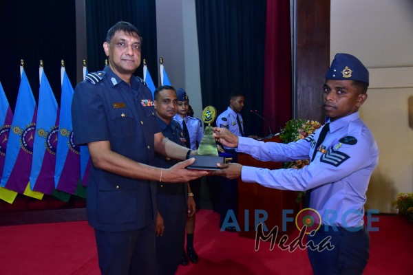 CERTIFICATE AWARDING CEREMONY OF NON-COMMISSIONED OFFICERS’ MANAGEMENT COURSES