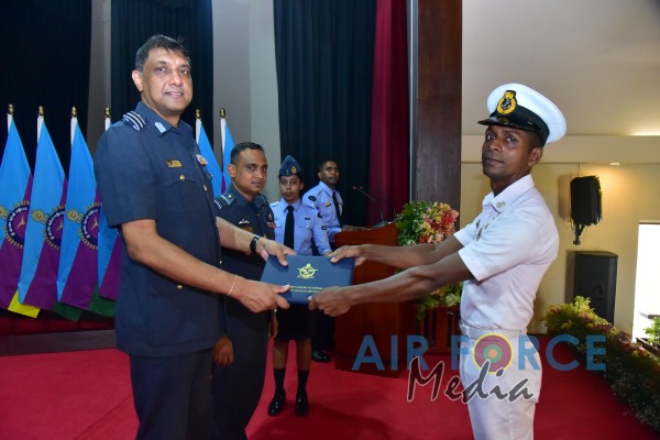CERTIFICATE AWARDING CEREMONY OF NON-COMMISSIONED OFFICERS’ MANAGEMENT COURSES