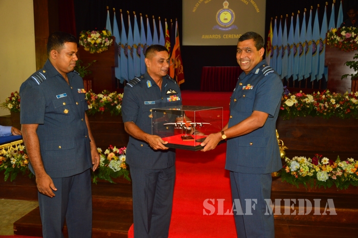The Certificate Awarding Ceremony of the no. 02 English Medium and no. 73 Sinhala Medium Non Commissioned Officers’ Management