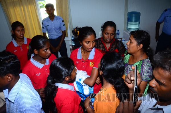 C-130
Hercules Lands in SLAF Base Katunayaka