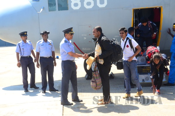 C-130
Hercules Lands in SLAF Base Katunayaka
