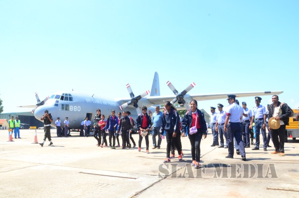 C-130
Hercules Lands in SLAF Base Katunayaka