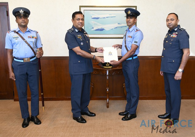 NEW COMMAND
MASTER WARRANT OFFICER TAKES OVER DUTIES