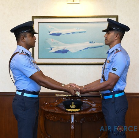 NEW COMMAND
MASTER WARRANT OFFICER TAKES OVER DUTIES