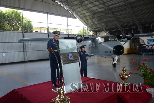 Outgoing Commander Bids Farewell