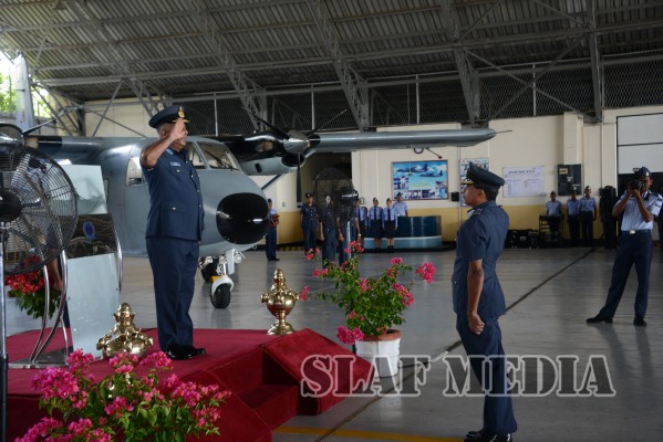 Outgoing Commander Bids Farewell