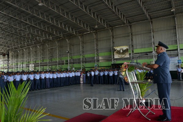 Outgoing Commander Bids Farewell