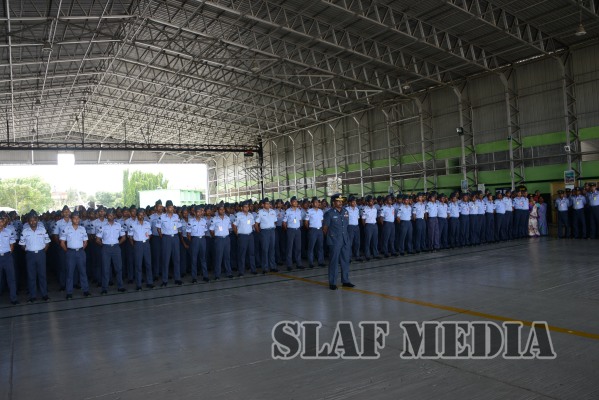 Outgoing Commander Bids Farewell