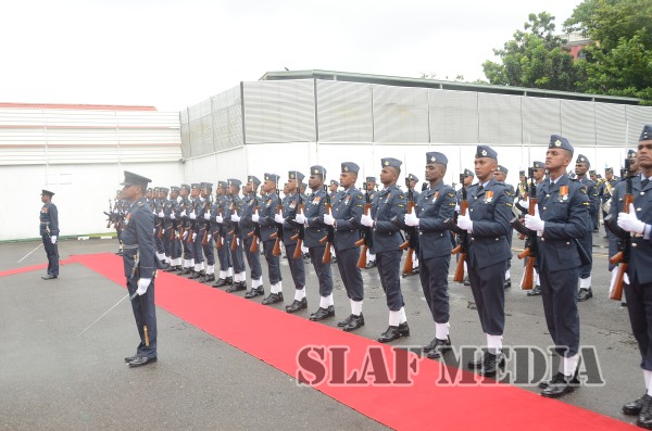 Outgoing Commander Bids Farewell