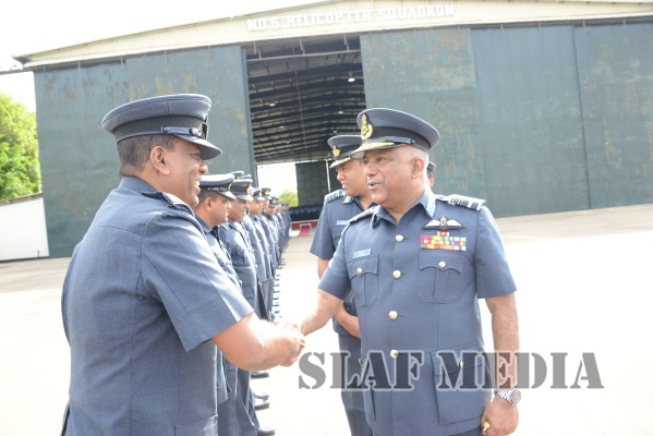 Outgoing Commander Bids Farewell