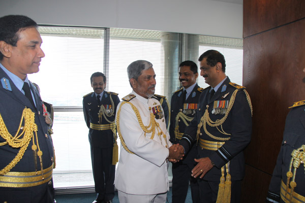 Outgoing Navy Commander Visits SLAF Headquarters