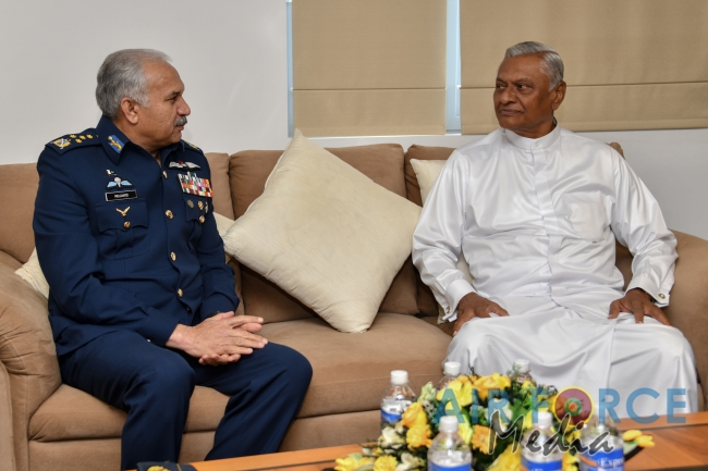Pakistan Air Force Chief meets State Minister Defence